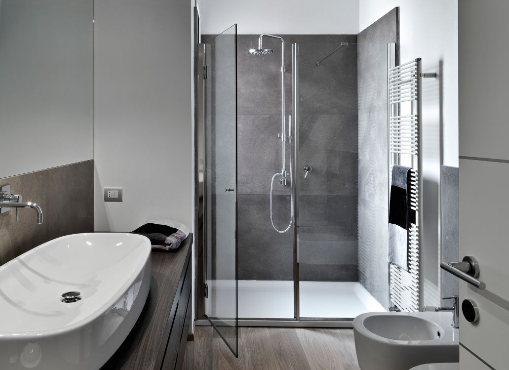 Fabricamos mamparas de baño y de oficina